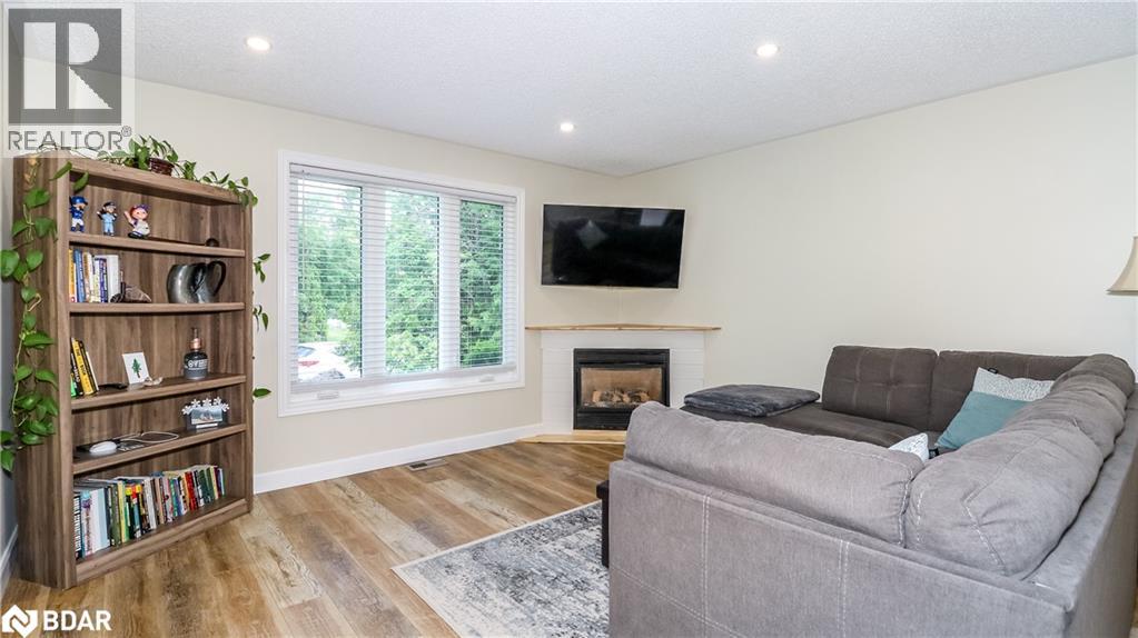 1 Mariposa Drive, Orillia, Ontario  L3V 7G6 - Photo 8 - 40743818