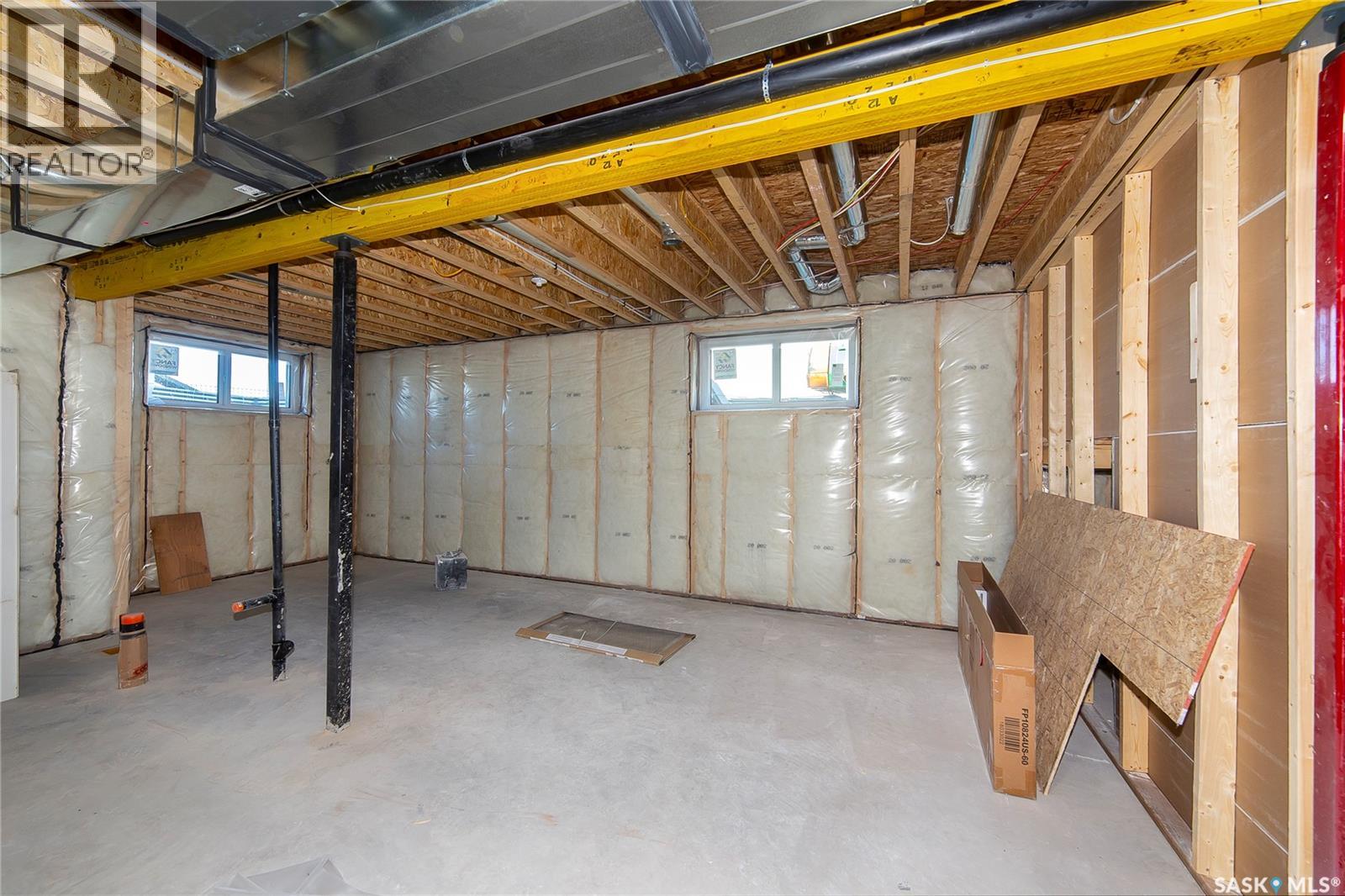 447 Woolf Bend, Saskatoon, Saskatchewan  S7W 1E6 - Photo 36 - SK015405