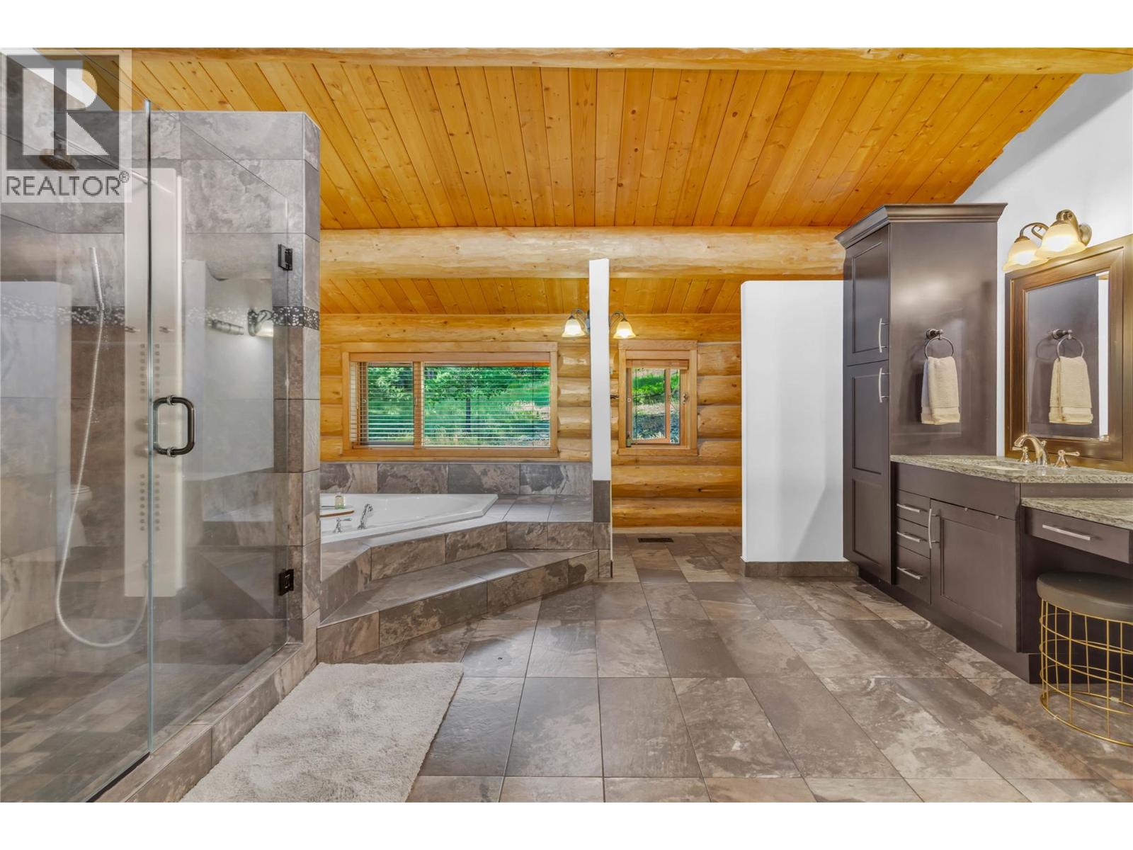 5738 Goudie Road, Kelowna, British Columbia  V1P 1M4 - Photo 44 - 10355090