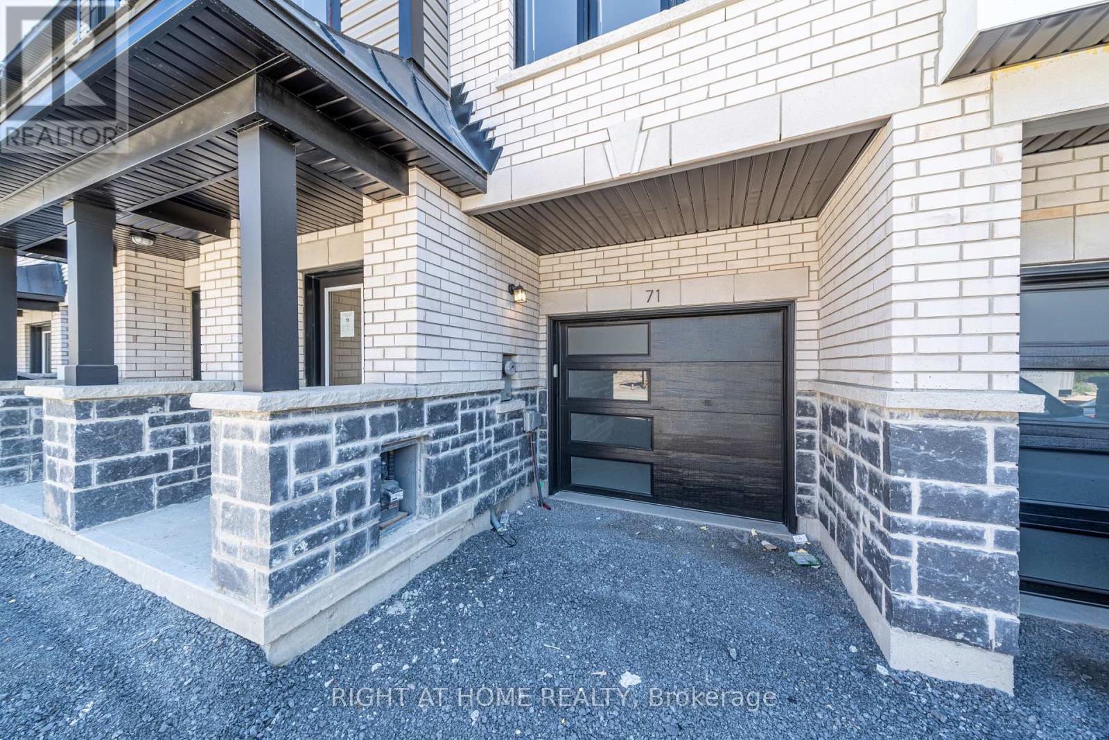 71 Bavin Street, Clarington, Ontario  L1C 7H5 - Photo 3 - E12339895