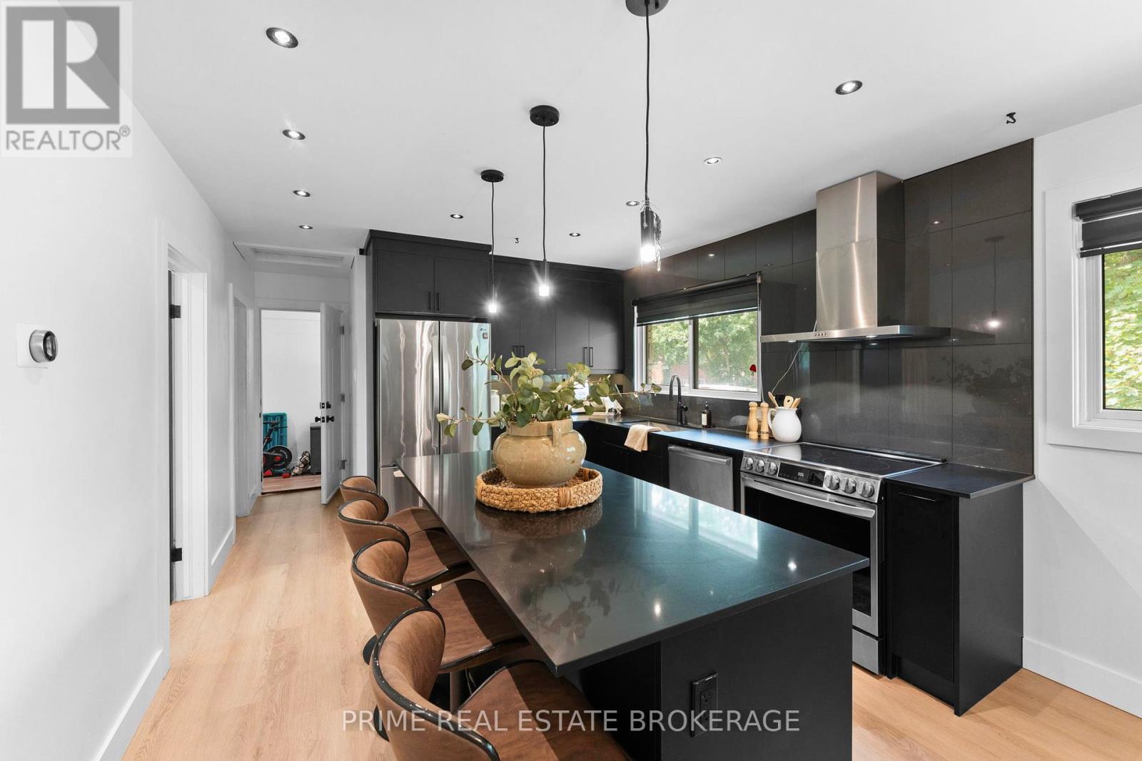 183 Burlington Street, London South, Ontario  N5Z 3V9 - Photo 11 - X12339920