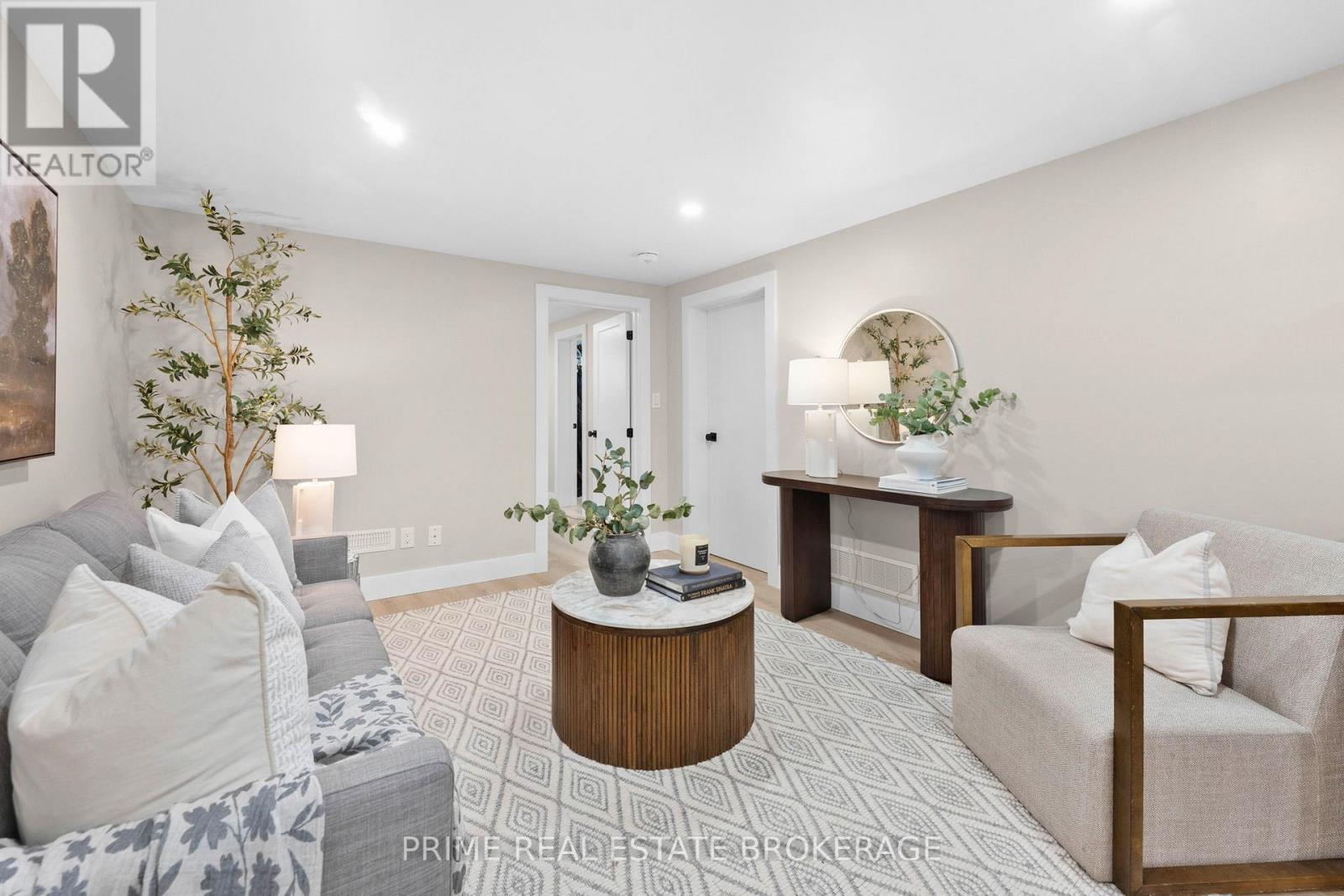 183 Burlington Street, London South, Ontario  N5Z 3V9 - Photo 30 - X12339920