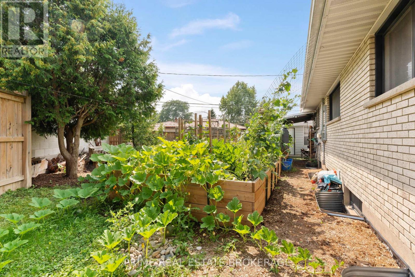 183 Burlington Street, London South, Ontario  N5Z 3V9 - Photo 39 - X12339920