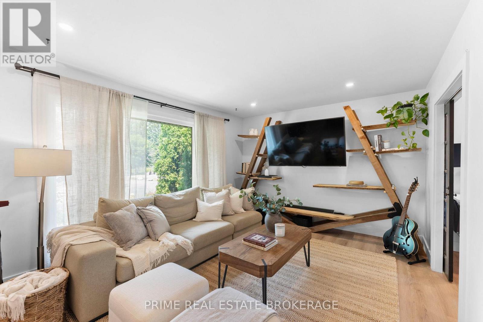 183 Burlington Street, London South, Ontario  N5Z 3V9 - Photo 7 - X12339920