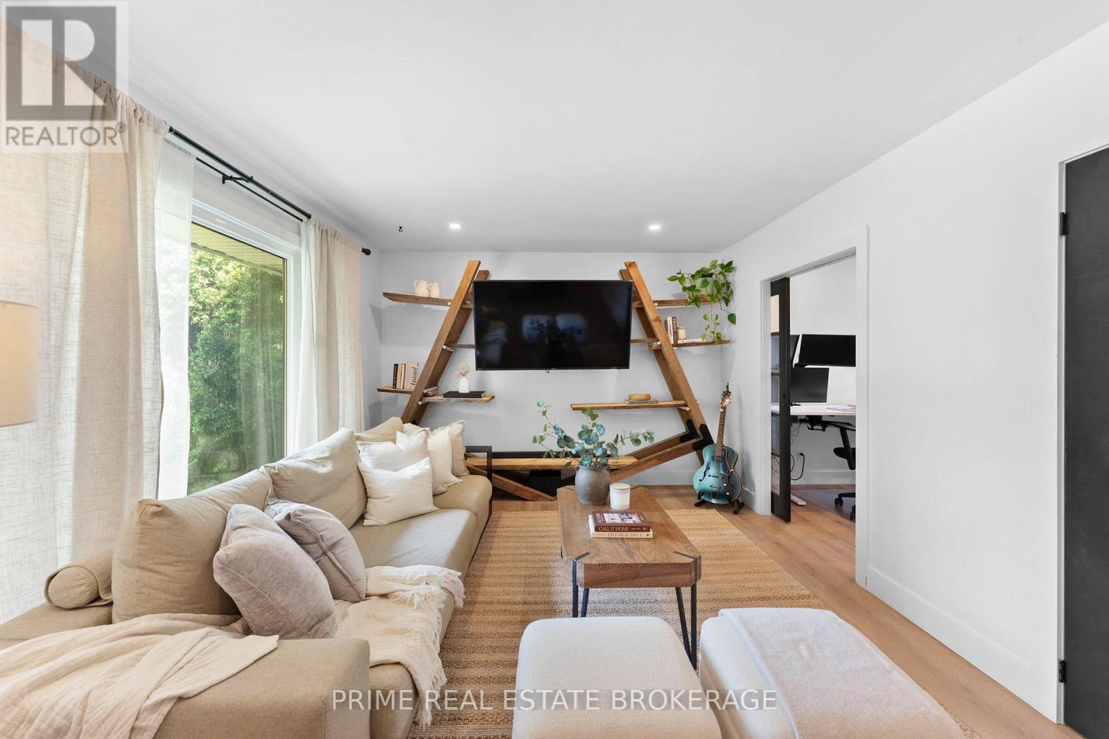 183 Burlington Street, London South, Ontario  N5Z 3V9 - Photo 8 - X12339920