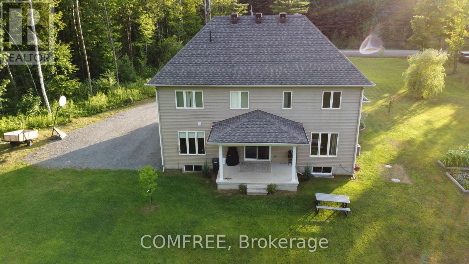 1591 Bouvier Road, Clarence-Rockland, Ontario  K0A 1N0 - Photo 8 - X12339916