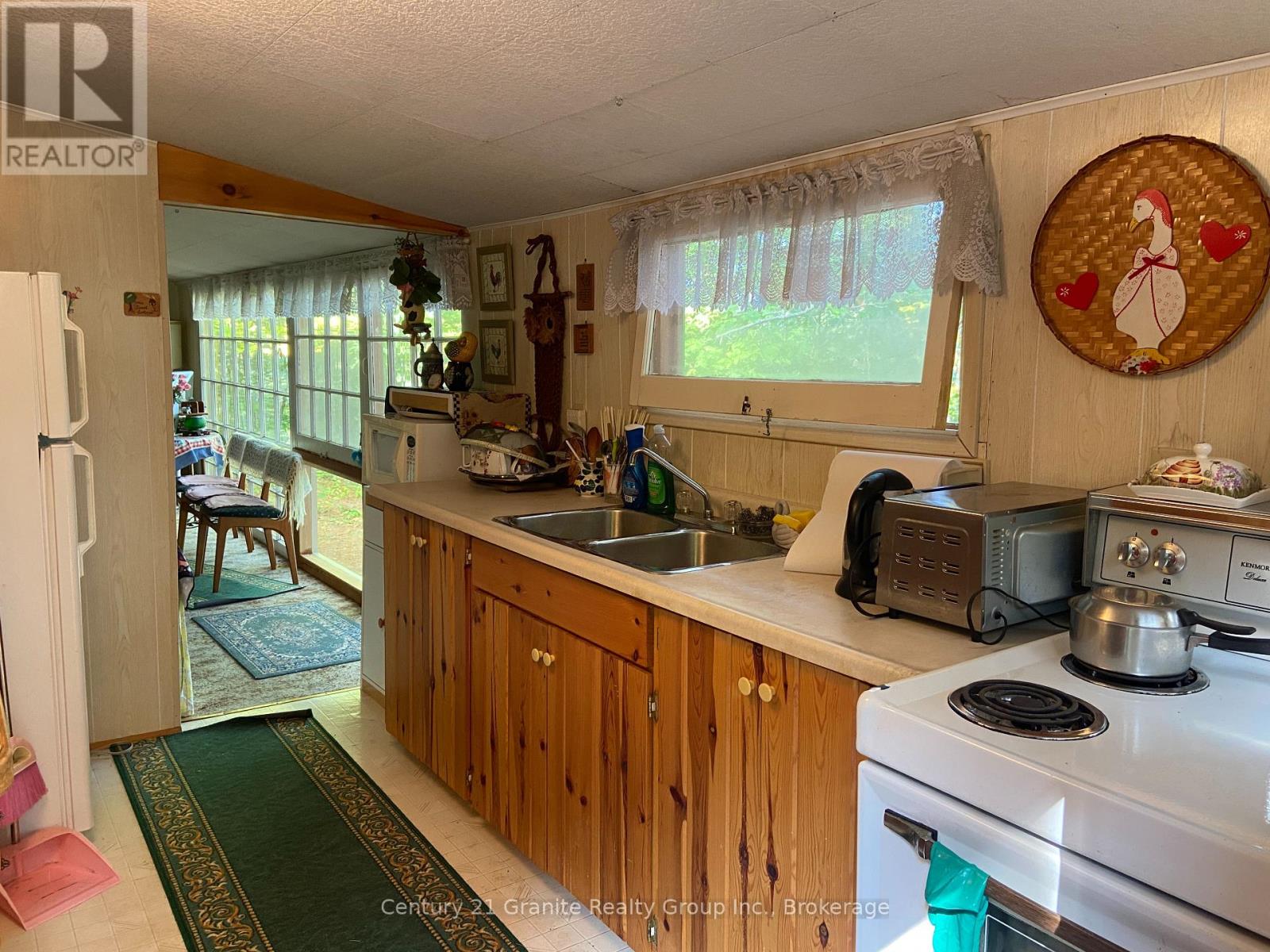1035 Nawautin Lane, Minden Hills, Ontario  K0M 2K0 - Photo 14 - X12337264