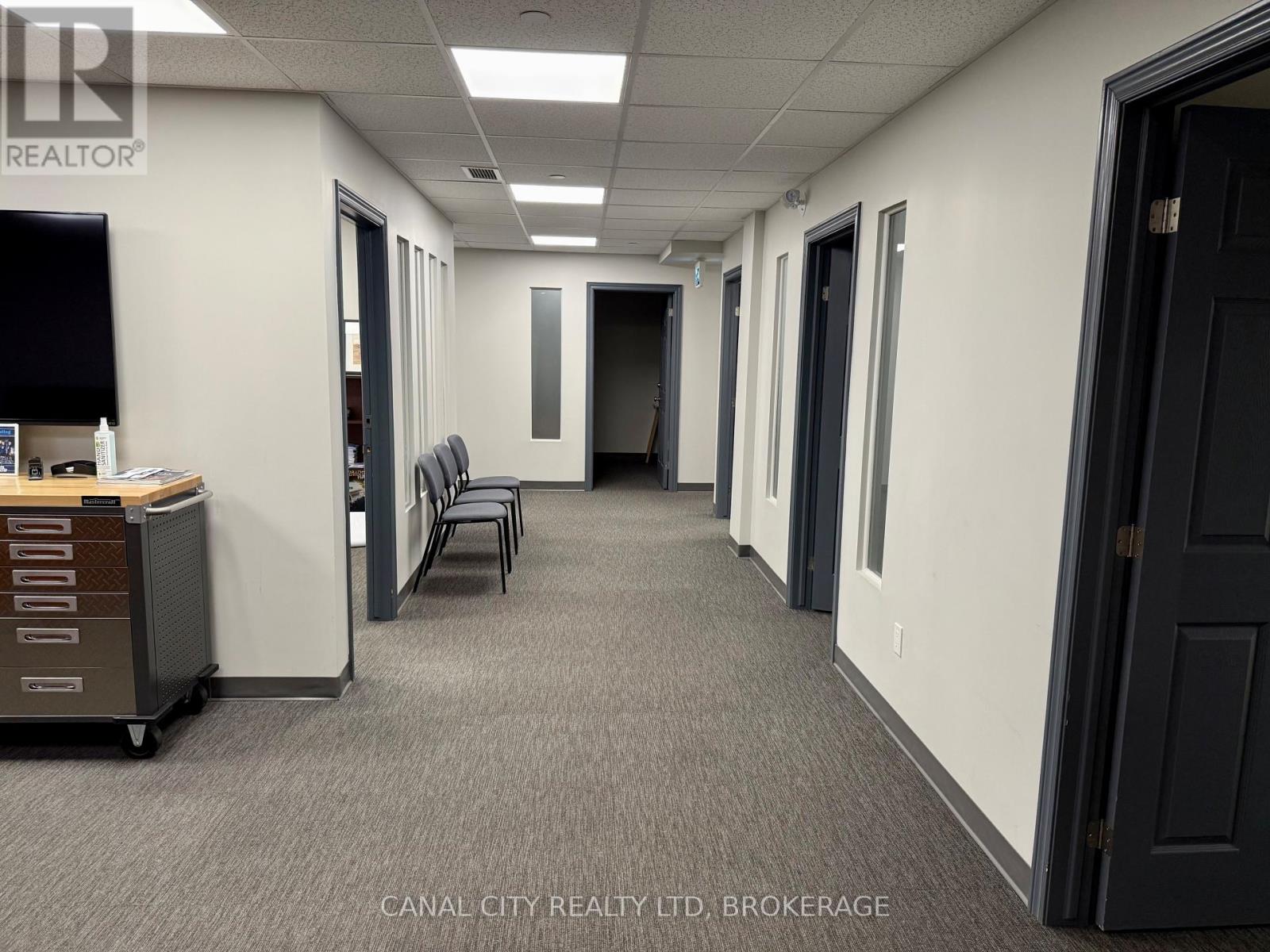 105 - 10 Albert Street E, Thorold, Ontario  L2V 2E9 - Photo 9 - X12340019