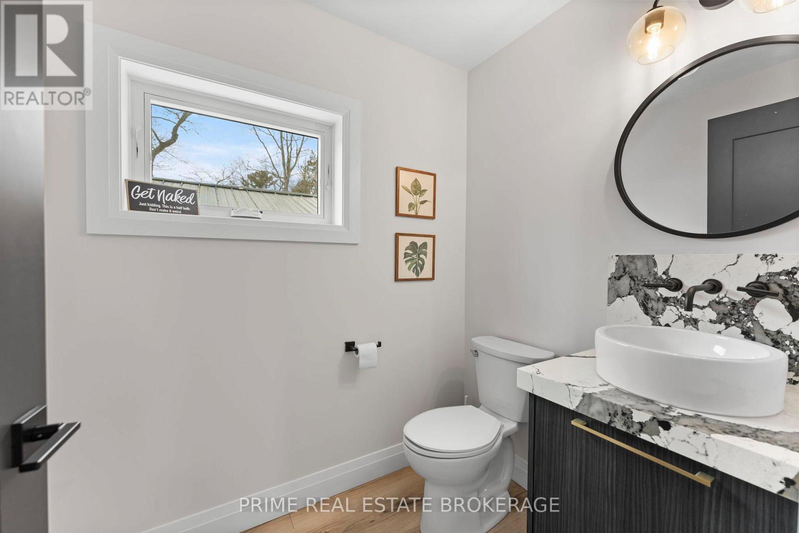 35 Walker Street, Lambton Shores, Ontario  N0M 1T0 - Photo 16 - X12293647