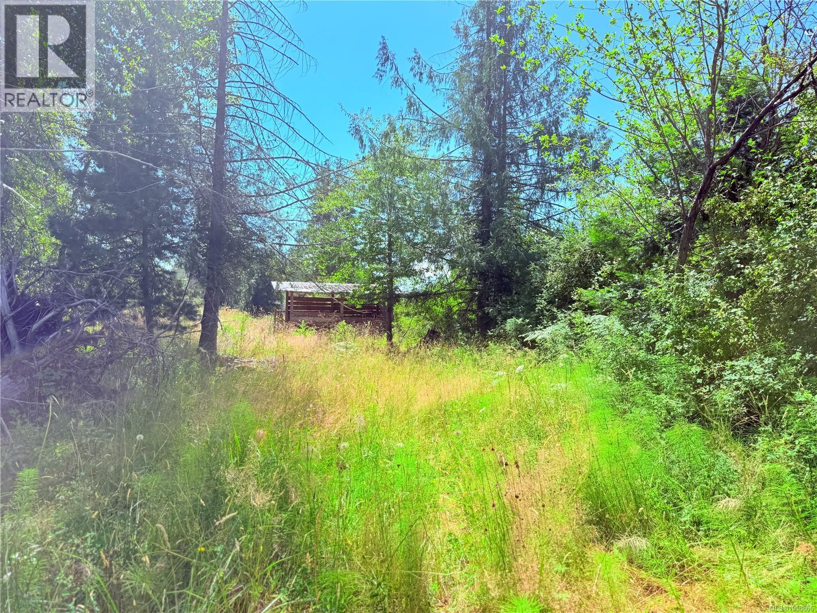 Property at 7865 Beaver Creek Rd image 3