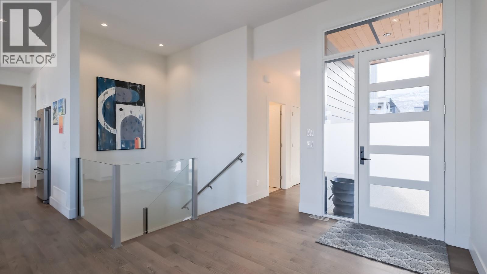 1260 Jack Smith Road, Kelowna, British Columbia  V1W 5N1 - Photo 2 - 10359160
