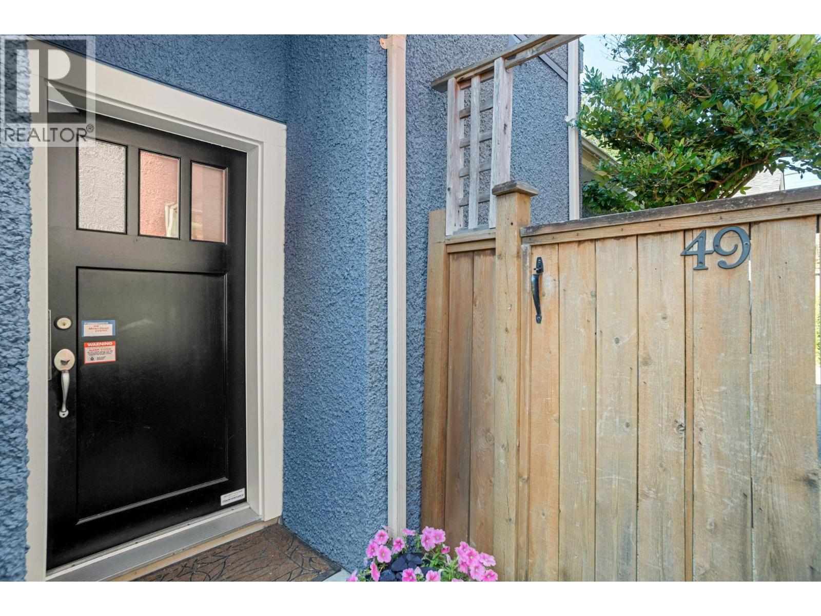 49 E 13th Avenue, Vancouver, British Columbia  V5T 2K2 - Photo 3 - R3026327