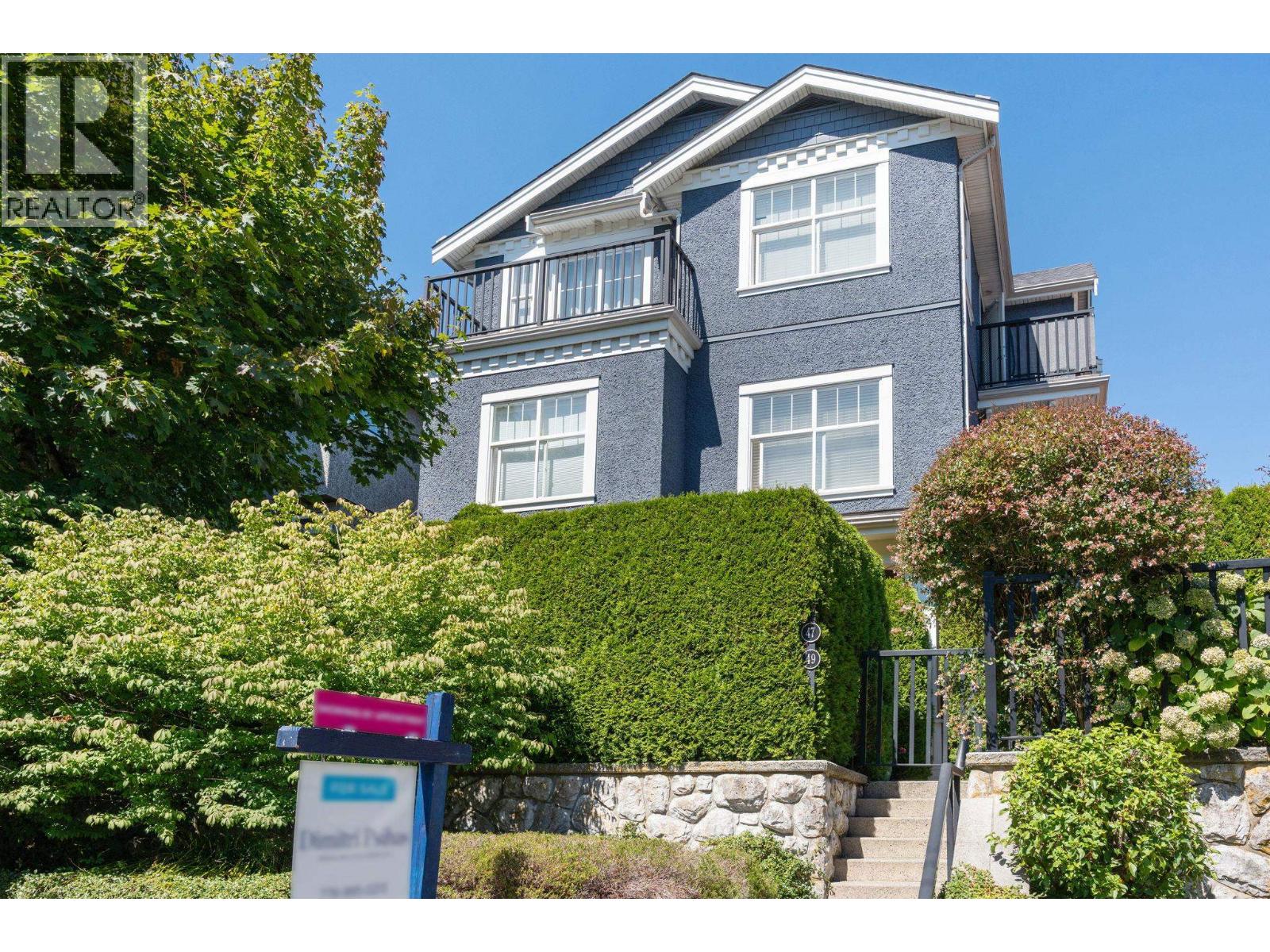 49 E 13th Avenue, Vancouver, British Columbia  V5T 2K2 - Photo 2 - R3026327