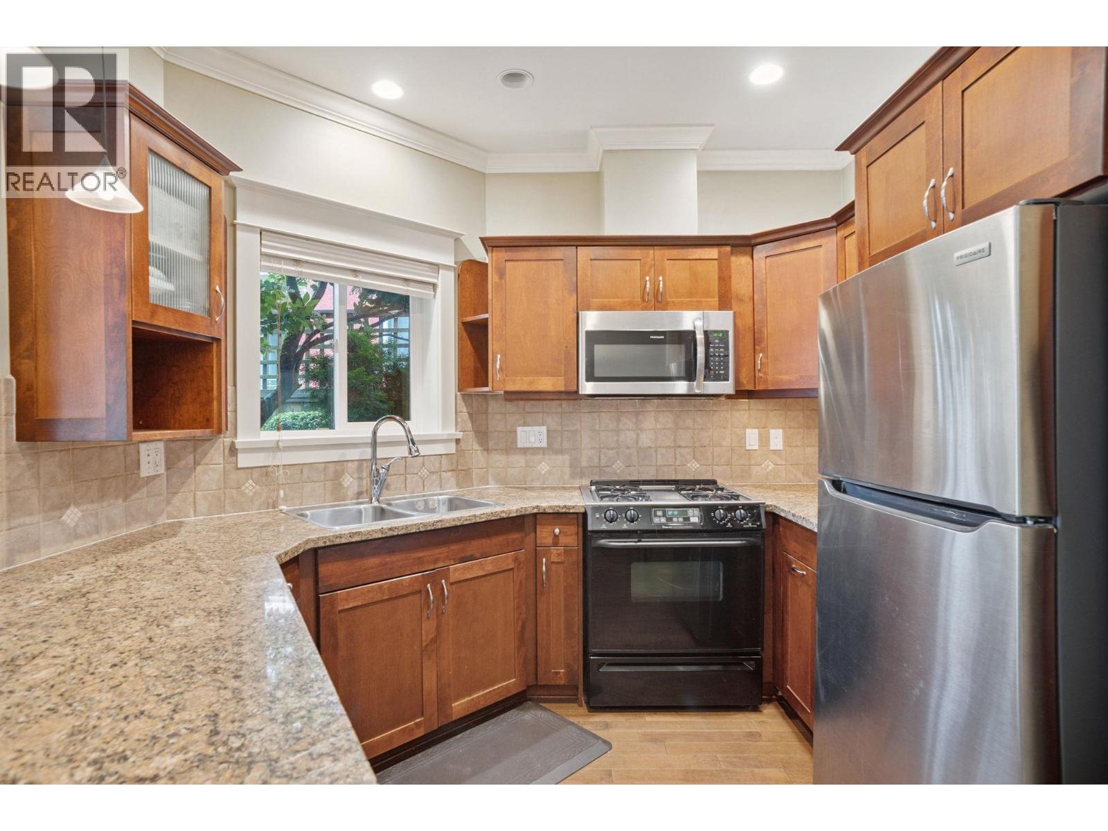49 E 13th Avenue, Vancouver, British Columbia  V5T 2K2 - Photo 11 - R3026327