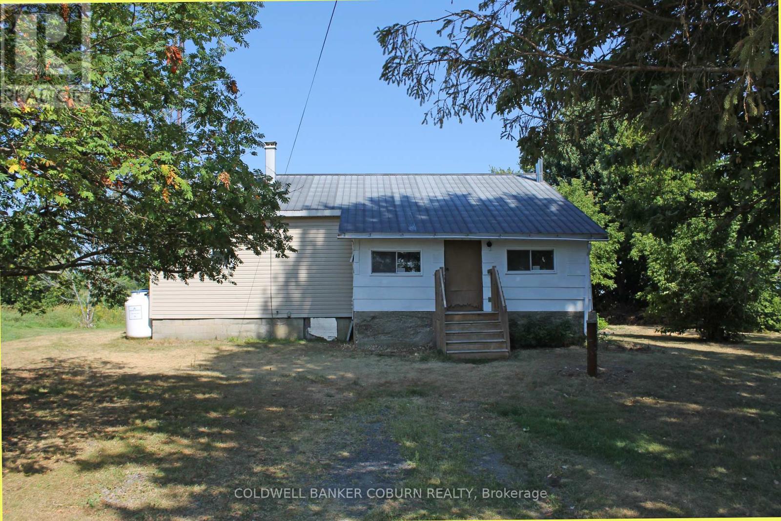 11597 DUNDELA ROAD, South Dundas, Ontario
