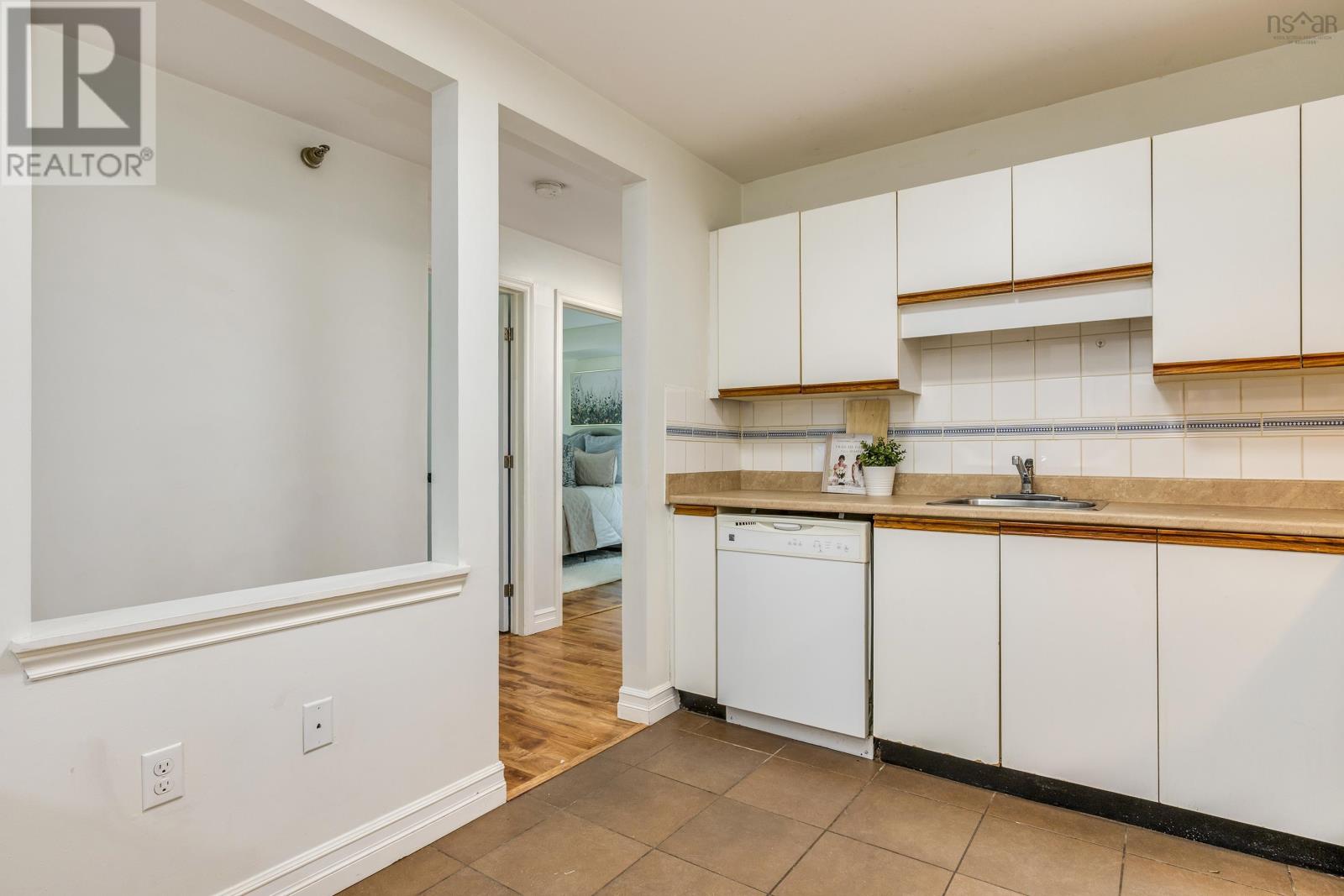 209 83 Kearney Lake Road, Halifax, Nova Scotia  B3M 4E6 - Photo 22 - 202512896