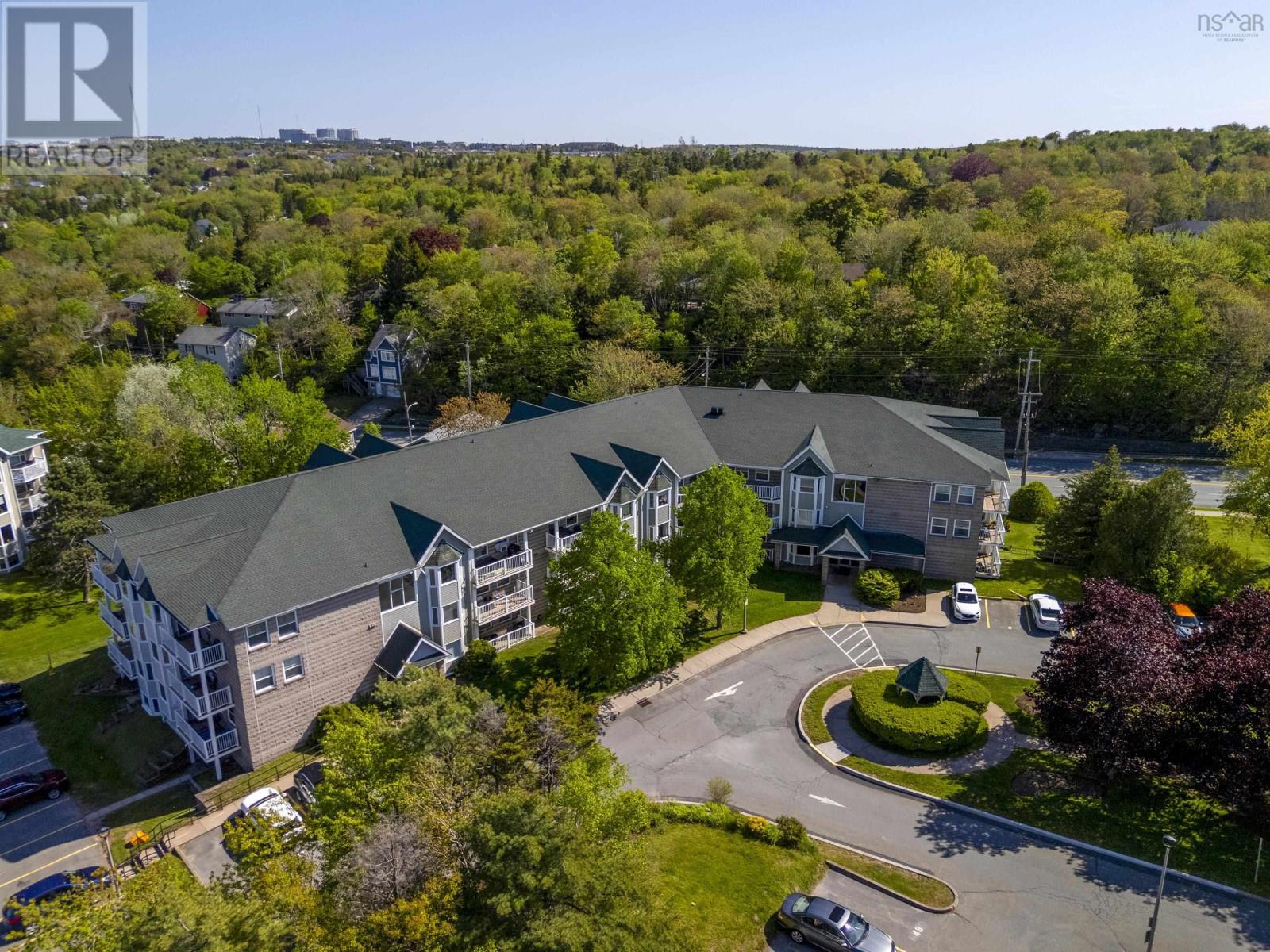 209 83 Kearney Lake Road, Halifax, Nova Scotia  B3M 4E6 - Photo 44 - 202512896