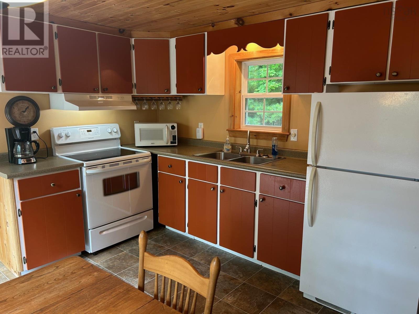 283 Brandy Lane, North River, Nova Scotia  B0R 1E0 - Photo 13 - 202518311