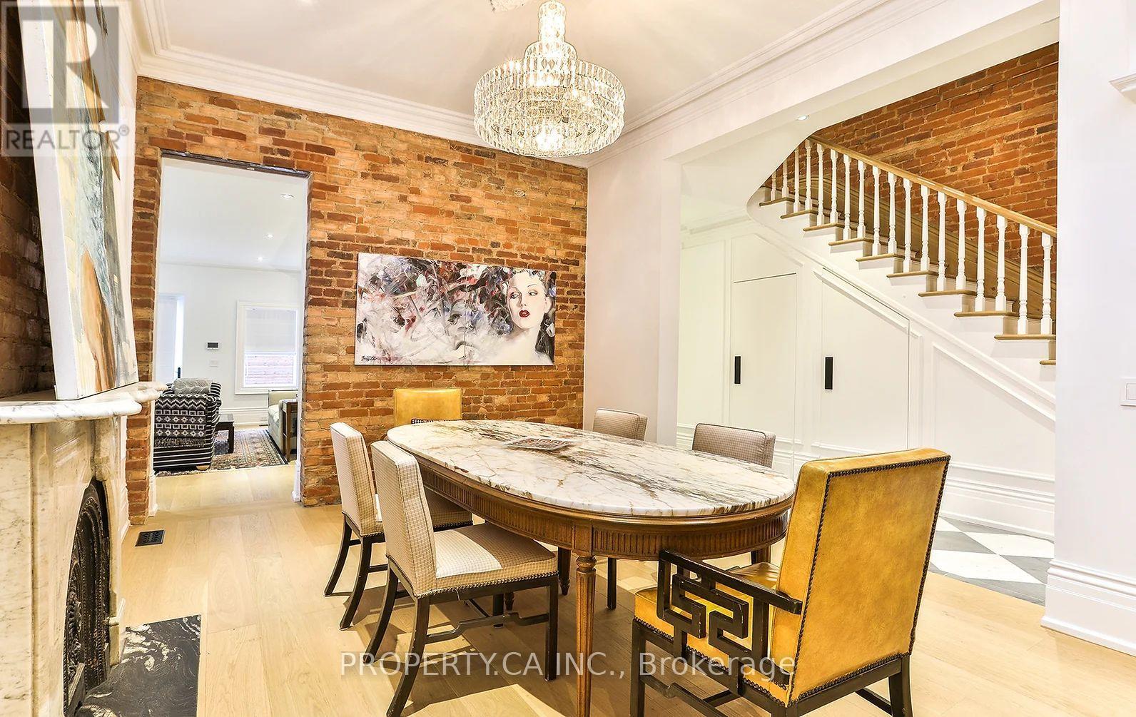 Main House - 38 Beaconsfield Avenue, Toronto, Ontario  M6J 3H9 - Photo 7 - C12339959