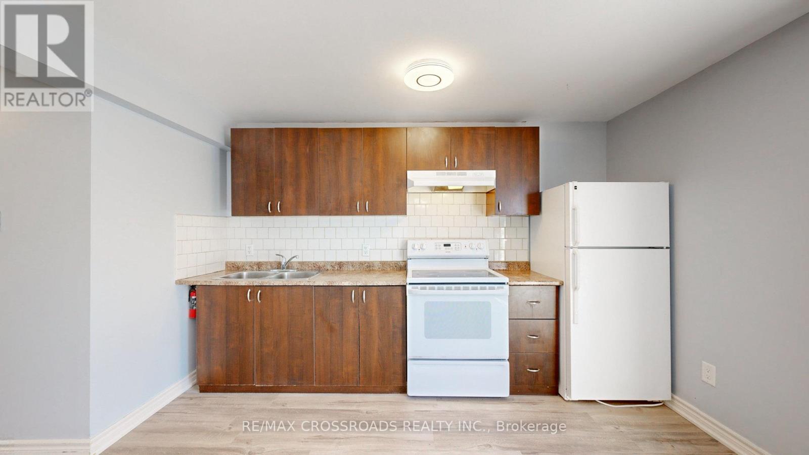 Lower - 33 Netherway Crescent, Ajax, Ontario  L1T 4X6 - Photo 5 - E12340042