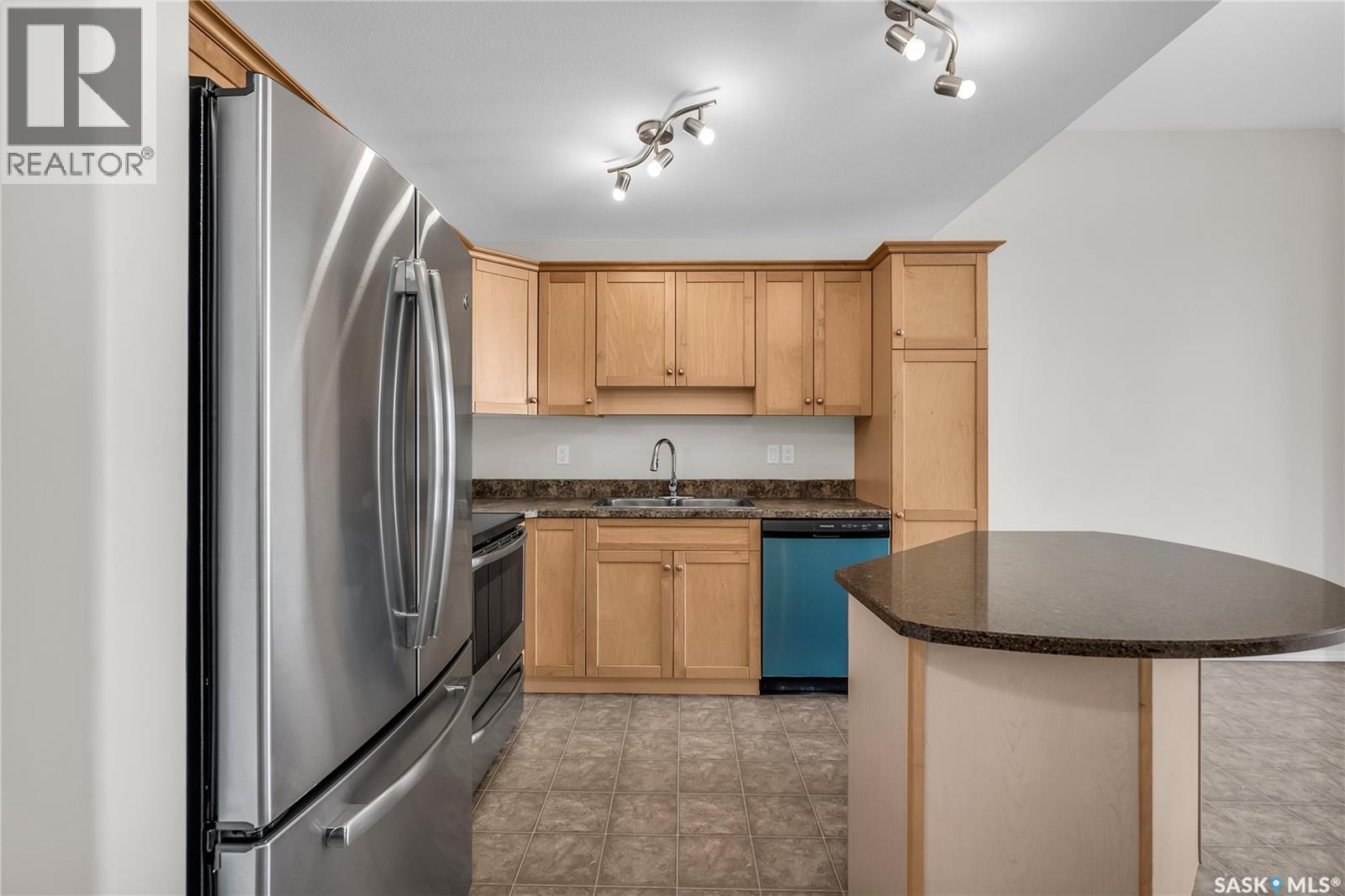 Property at 414 235 Herold TERRACE image 5