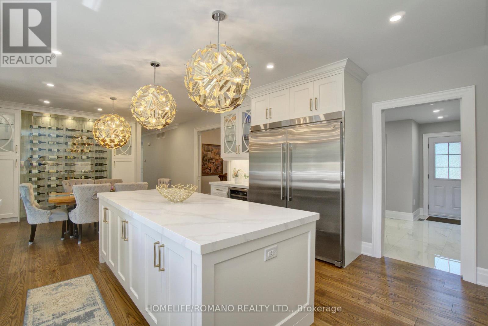 12 Hedgerow Lane, Vaughan, Ontario  L0J 1C0 - Photo 18 - N12340024