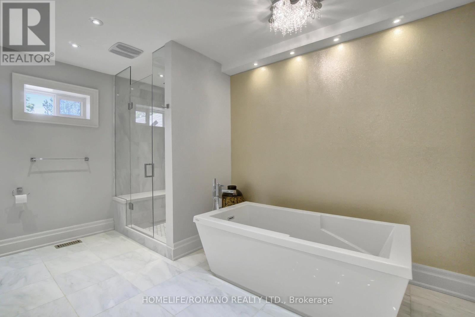 12 Hedgerow Lane, Vaughan, Ontario  L0J 1C0 - Photo 31 - N12340024