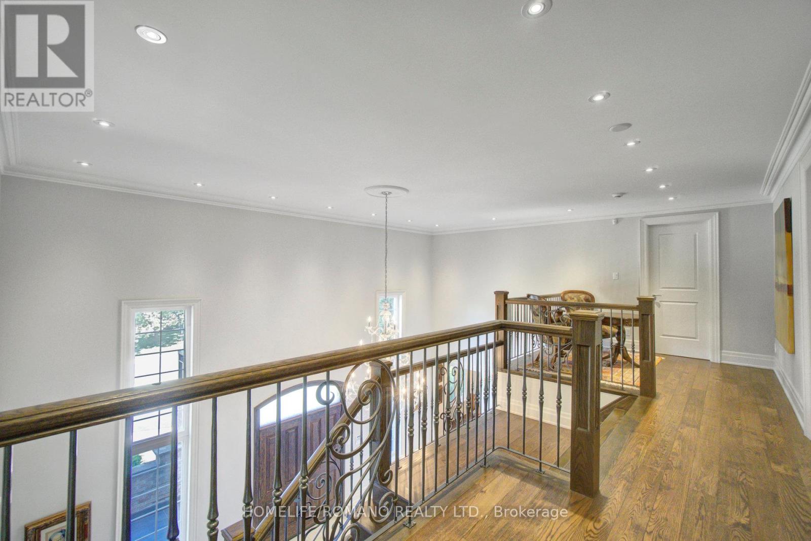 12 Hedgerow Lane, Vaughan, Ontario  L0J 1C0 - Photo 35 - N12340024