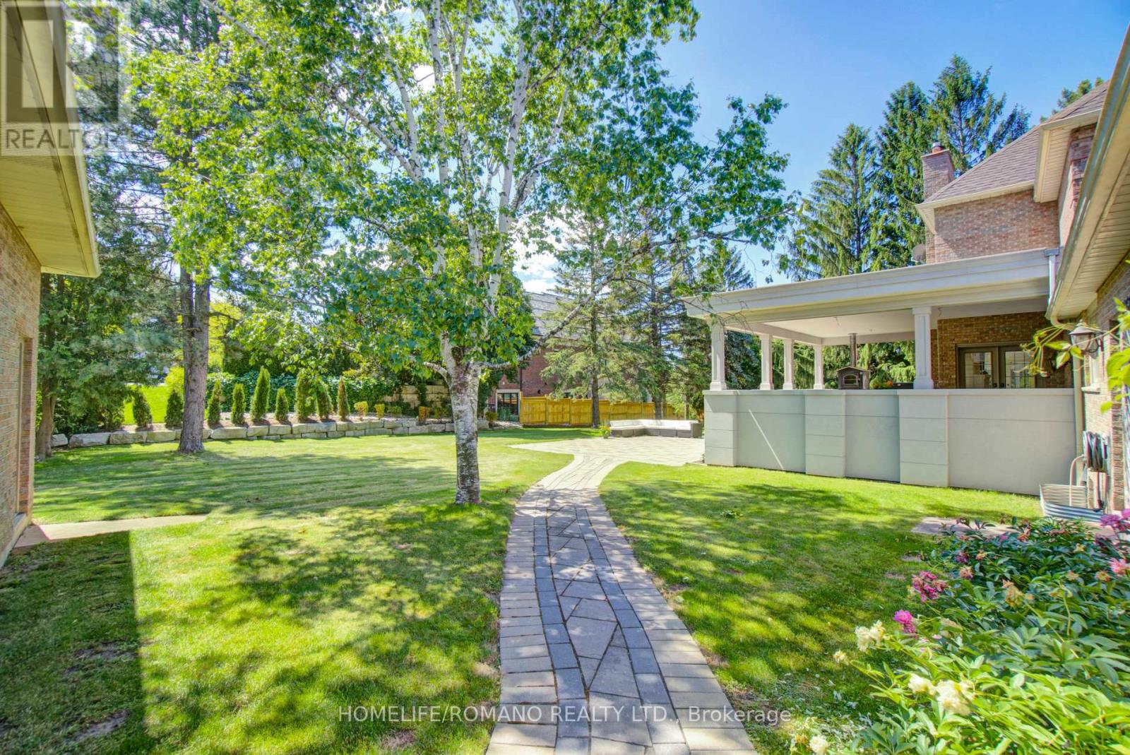 12 Hedgerow Lane, Vaughan, Ontario  L0J 1C0 - Photo 40 - N12340024