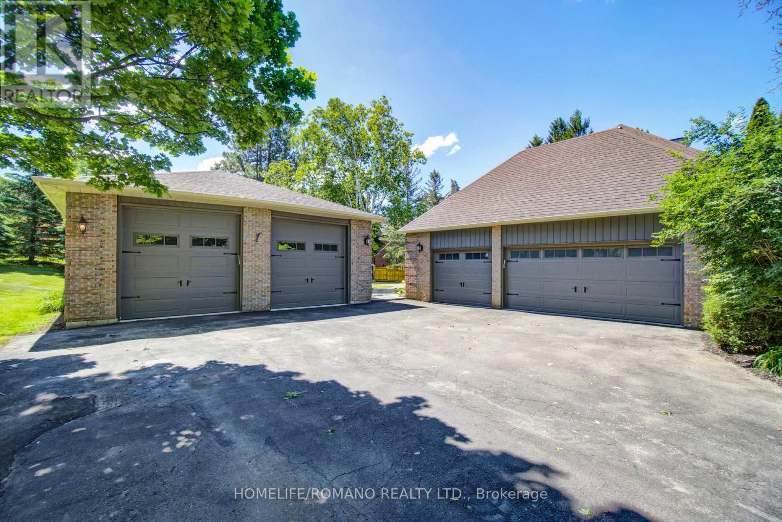 12 Hedgerow Lane, Vaughan, Ontario  L0J 1C0 - Photo 8 - N12340024