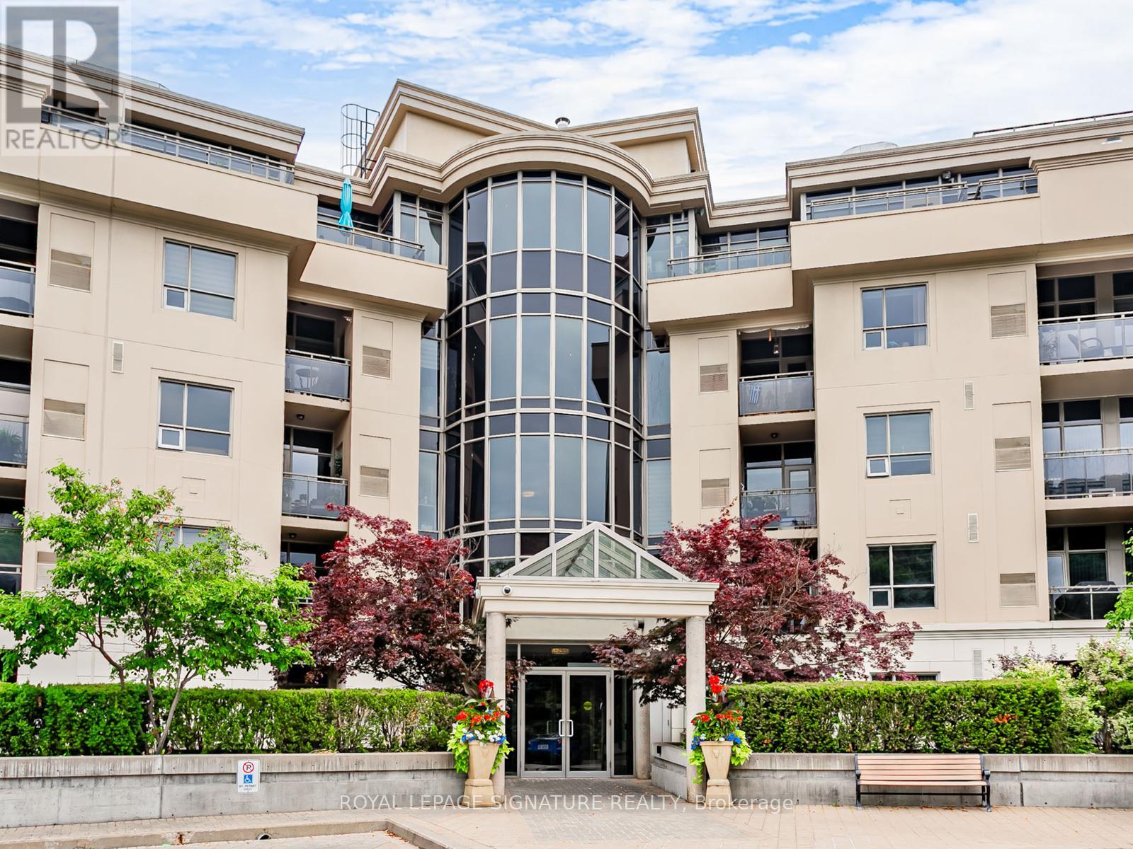 Property at 326 - 8201 ISLINGTON AVENUE image 1