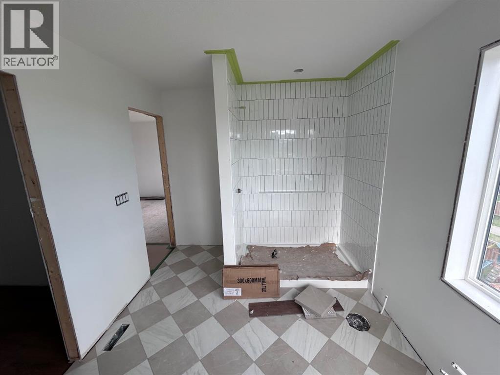 Property at 10706 150 Avenue image 3