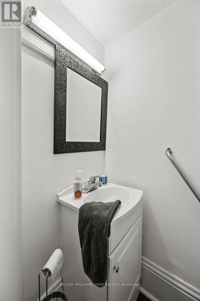 89 Lynden Road, Hamilton, Ontario  L0R 1T0 - Photo 10 - X12340039