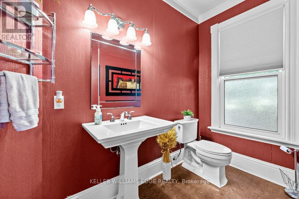 89 Lynden Road, Hamilton, Ontario  L0R 1T0 - Photo 8 - X12340039
