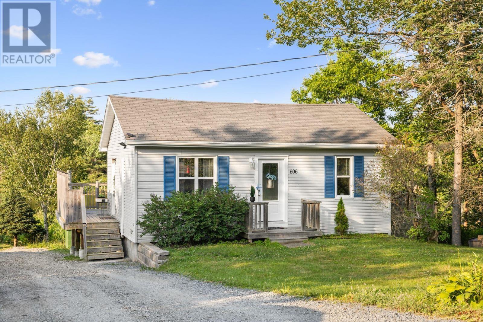 606 Herring Cove Road, Halifax, Nova Scotia  B3R 1X6 - Photo 1 - 202518096