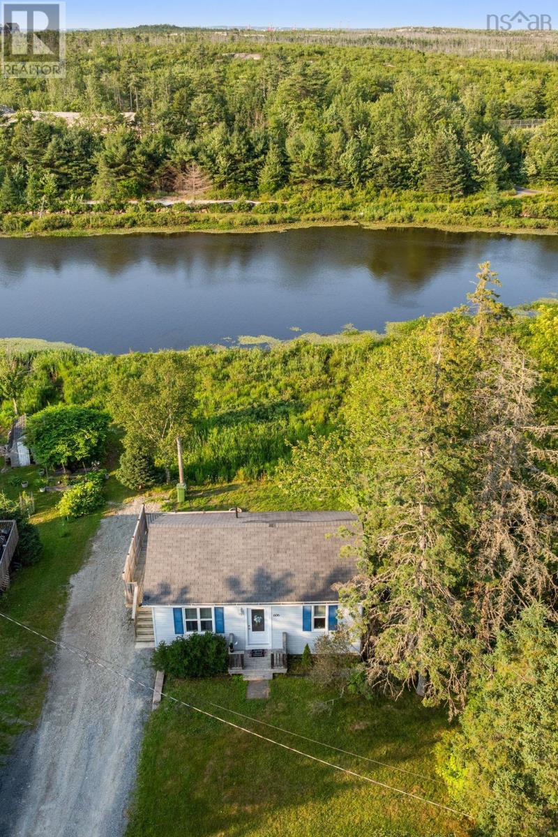 606 Herring Cove Road, Halifax, Nova Scotia  B3R 1X6 - Photo 32 - 202518096