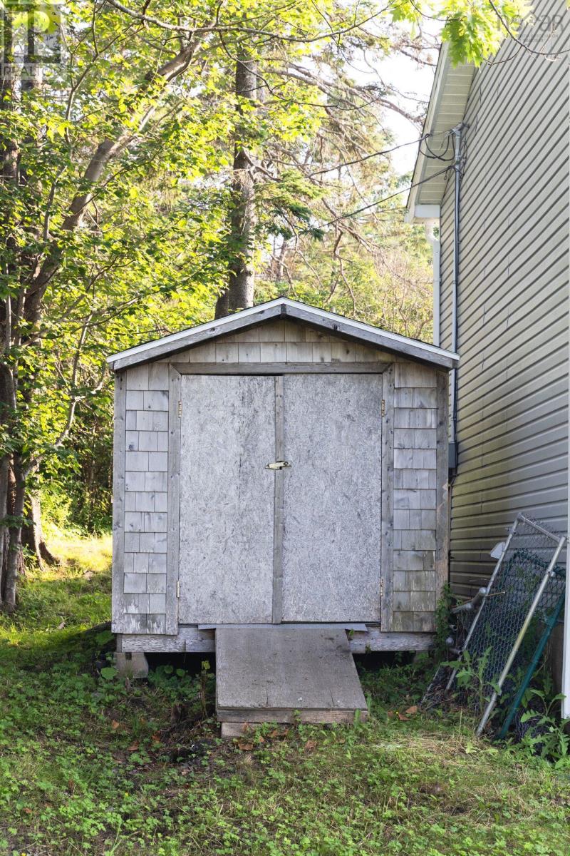 606 Herring Cove Road, Halifax, Nova Scotia  B3R 1X6 - Photo 29 - 202518096