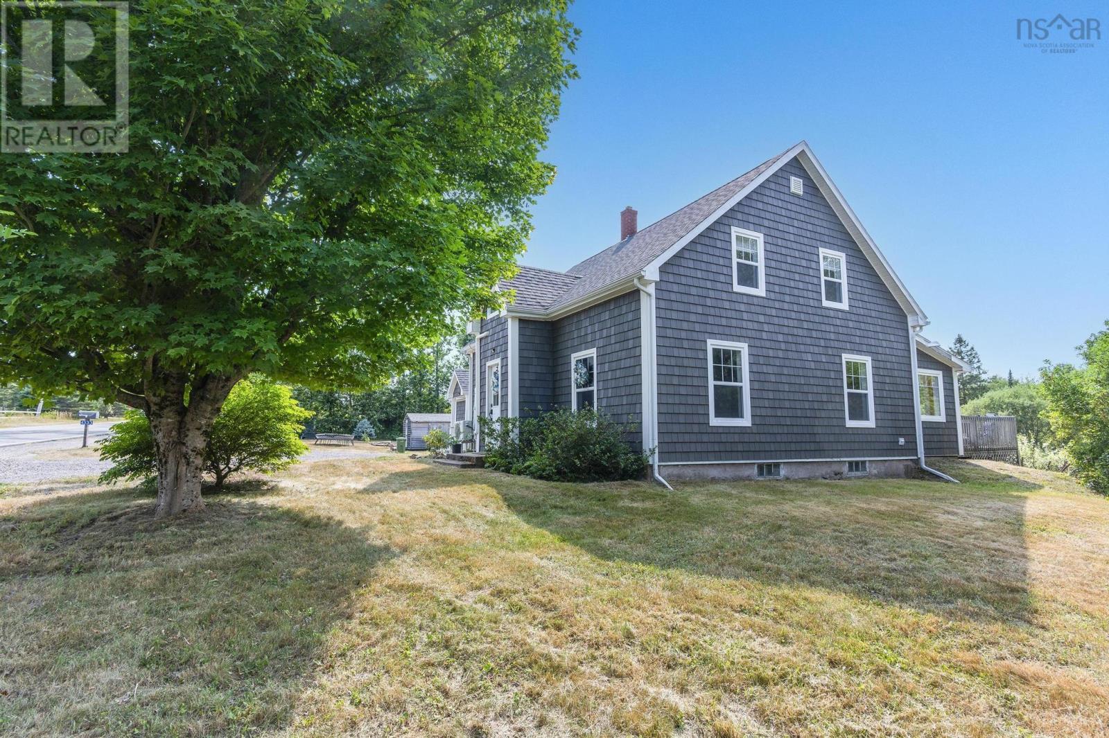 4333 12 Highway, South Alton, Nova Scotia  B4N 3V8 - Photo 3 - 202520340