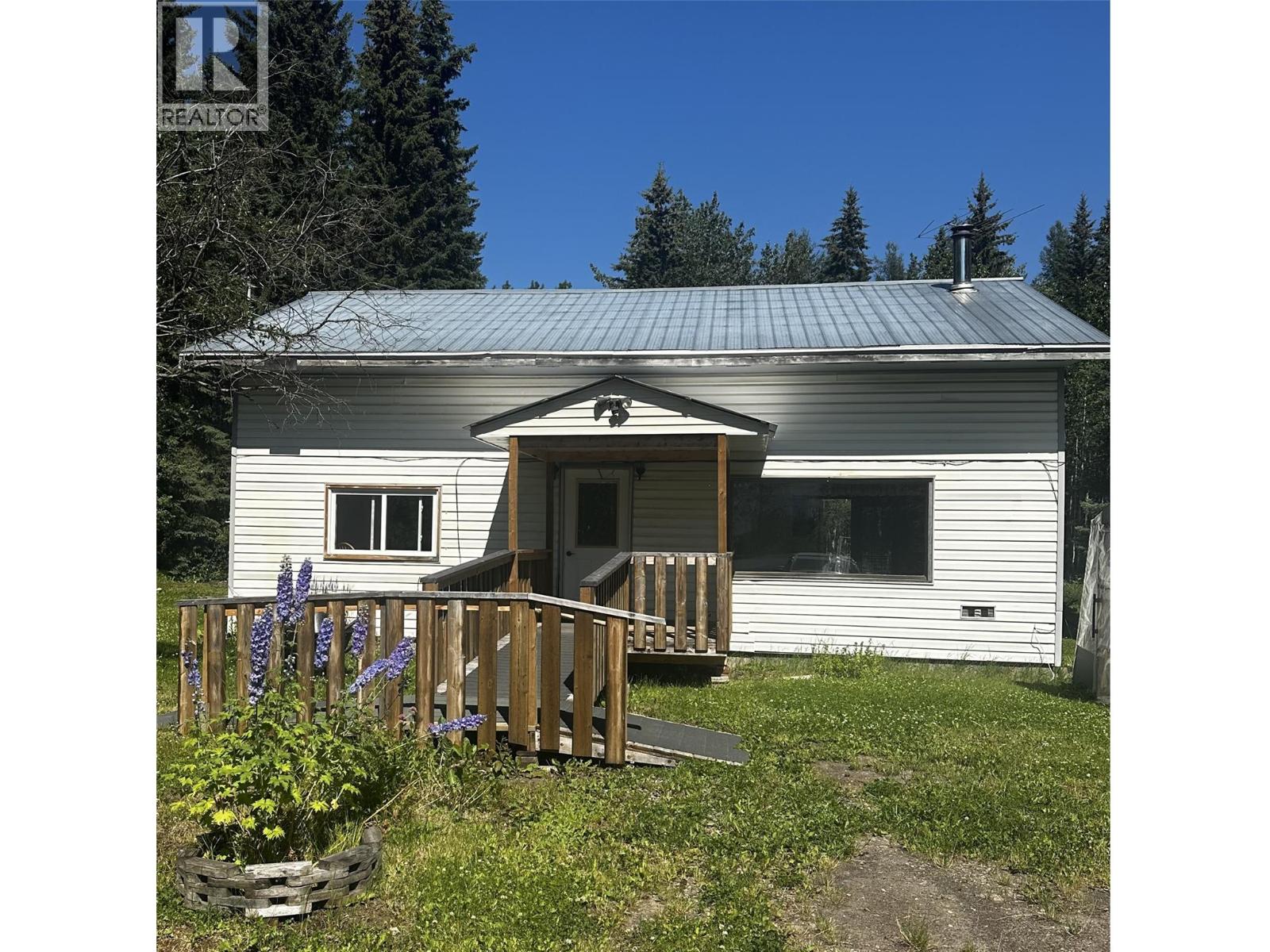 6576 Dokkie Subdivision, Chetwynd, British Columbia