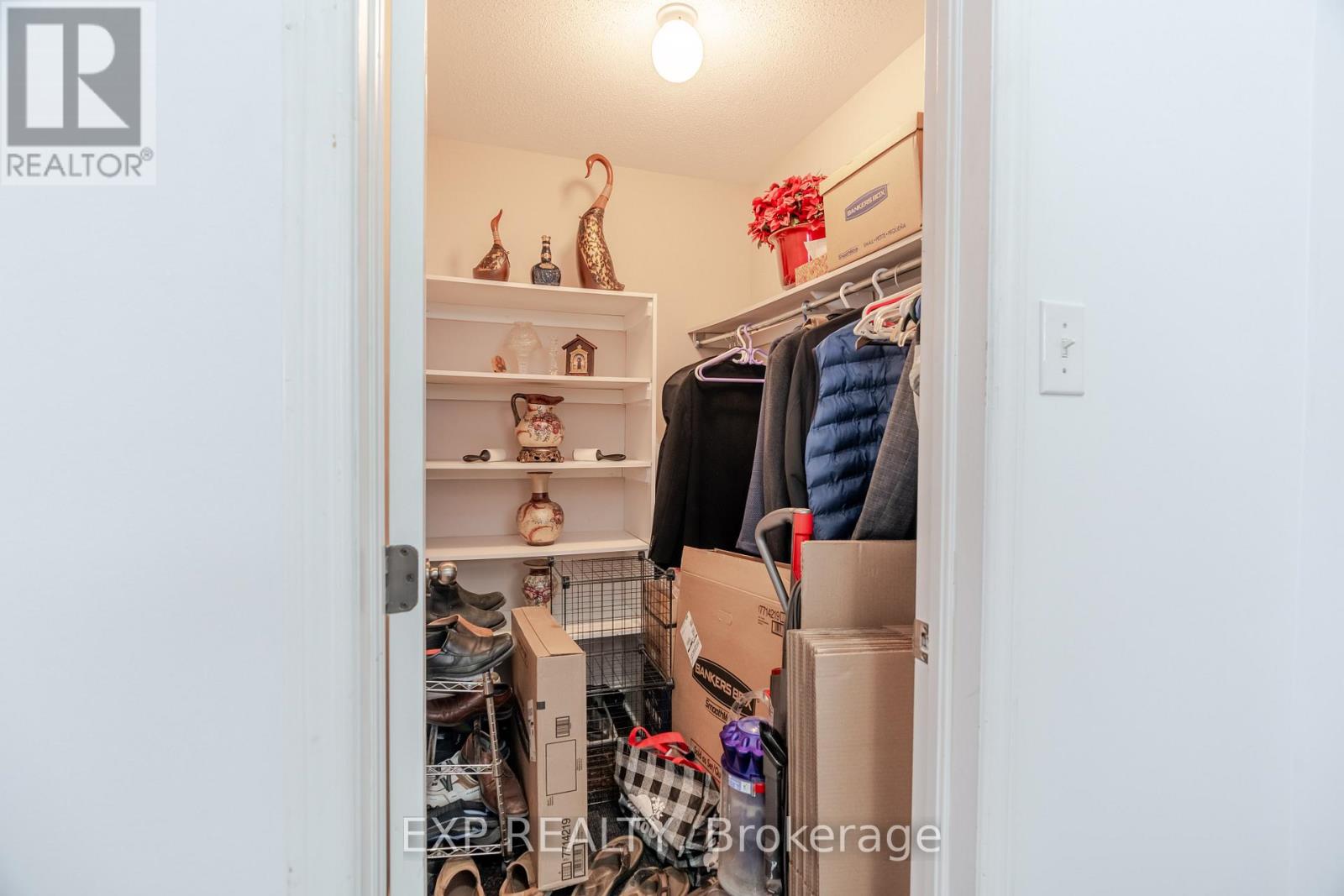 1049 Fieldfair Way, Ottawa, Ontario  K4A 0E2 - Photo 5 - X12340118