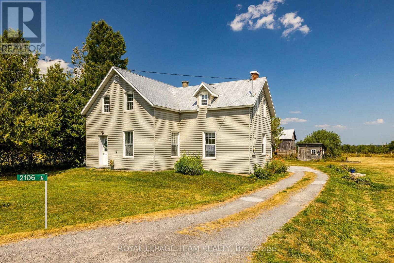 2106 Dunrobin Road, Ottawa, Ontario  K0A 1T0 - Photo 3 - X12340200
