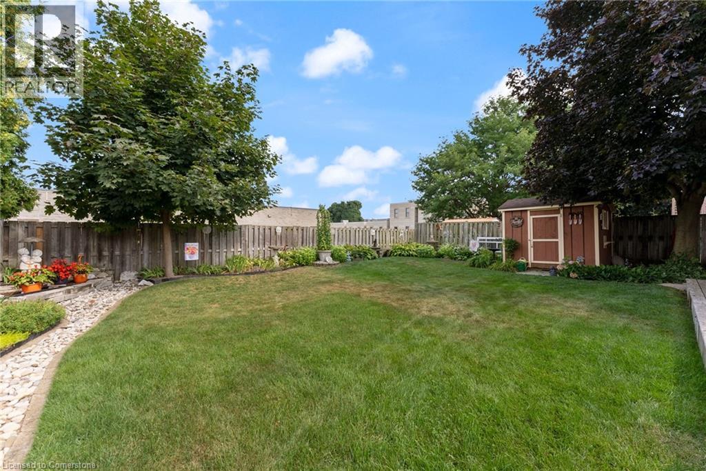 48 Olivetree Road, Brantford, Ontario  N3R 7X2 - Photo 27 - 40759278
