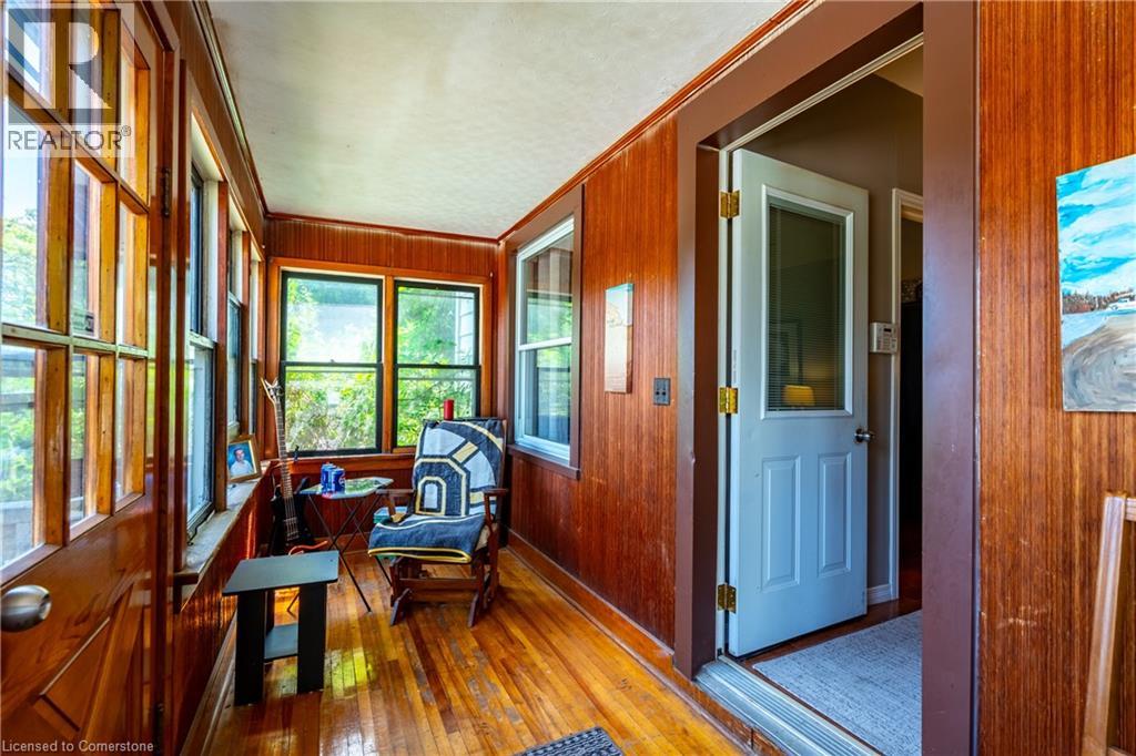 Property at 1024 RAILROAD Avenue image 5
