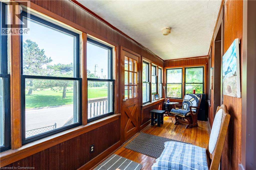 Property at 1024 RAILROAD Avenue image 4