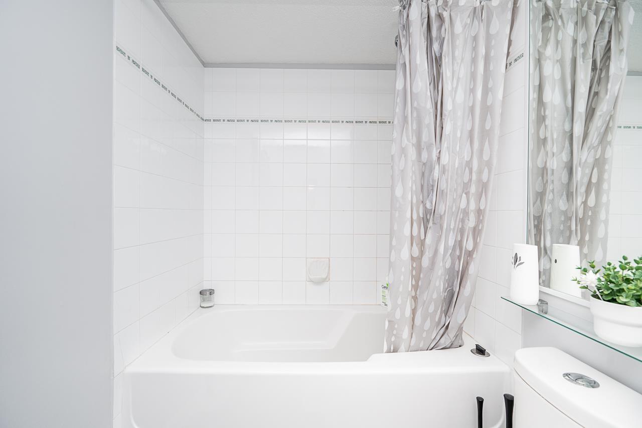 313 13727 74 Avenue, Surrey, British Columbia  V3W 0M7 - Photo 15 - R3036303