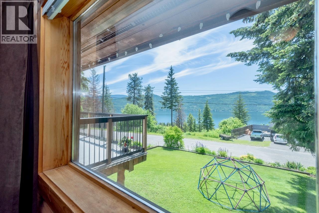 5302 Meadow Creek Crescent, Celista, British Columbia  V0E 1M6 - Photo 39 - 10341449