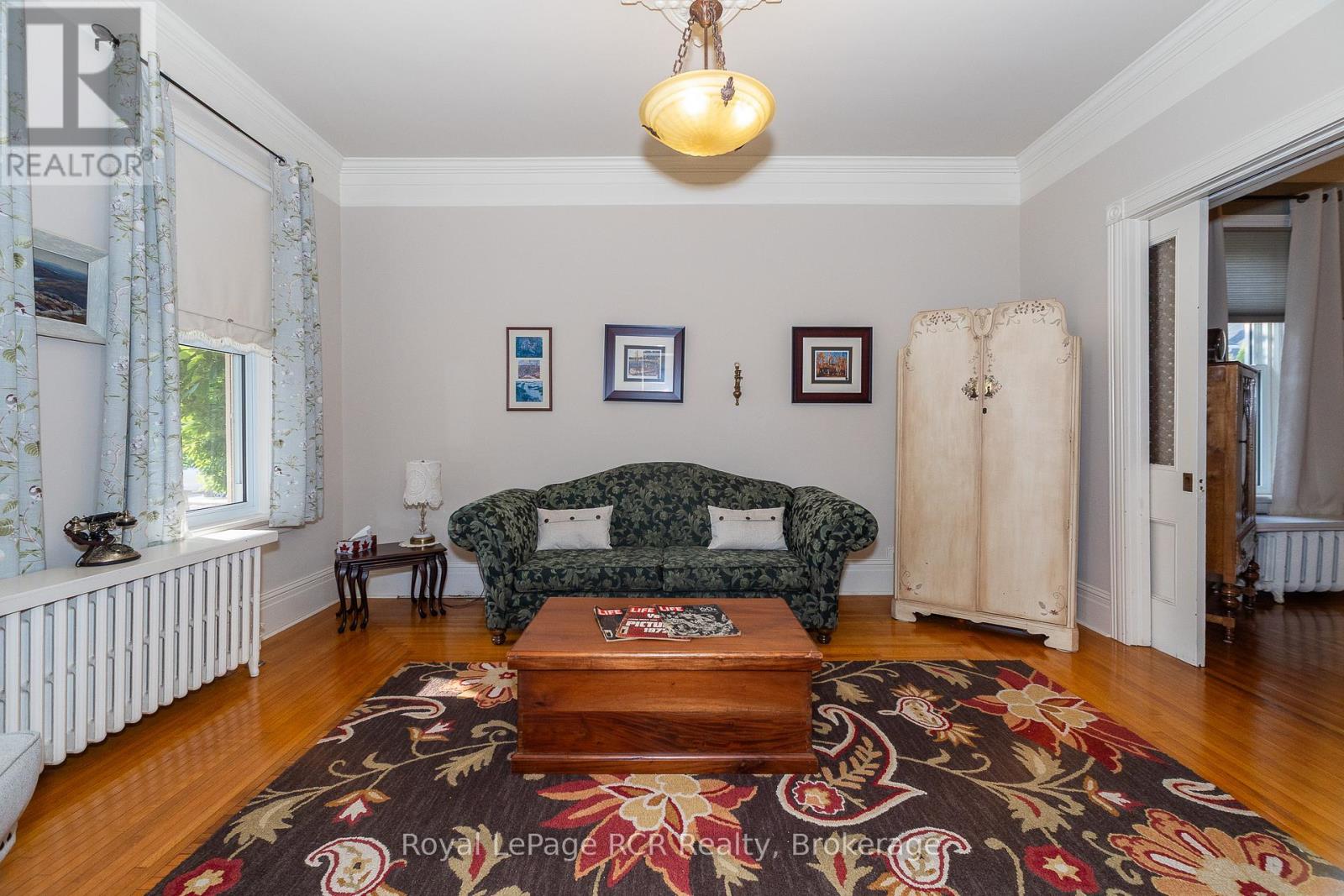 626 3rd Avenue E, Owen Sound, Ontario  N4K 2K1 - Photo 11 - X12340156