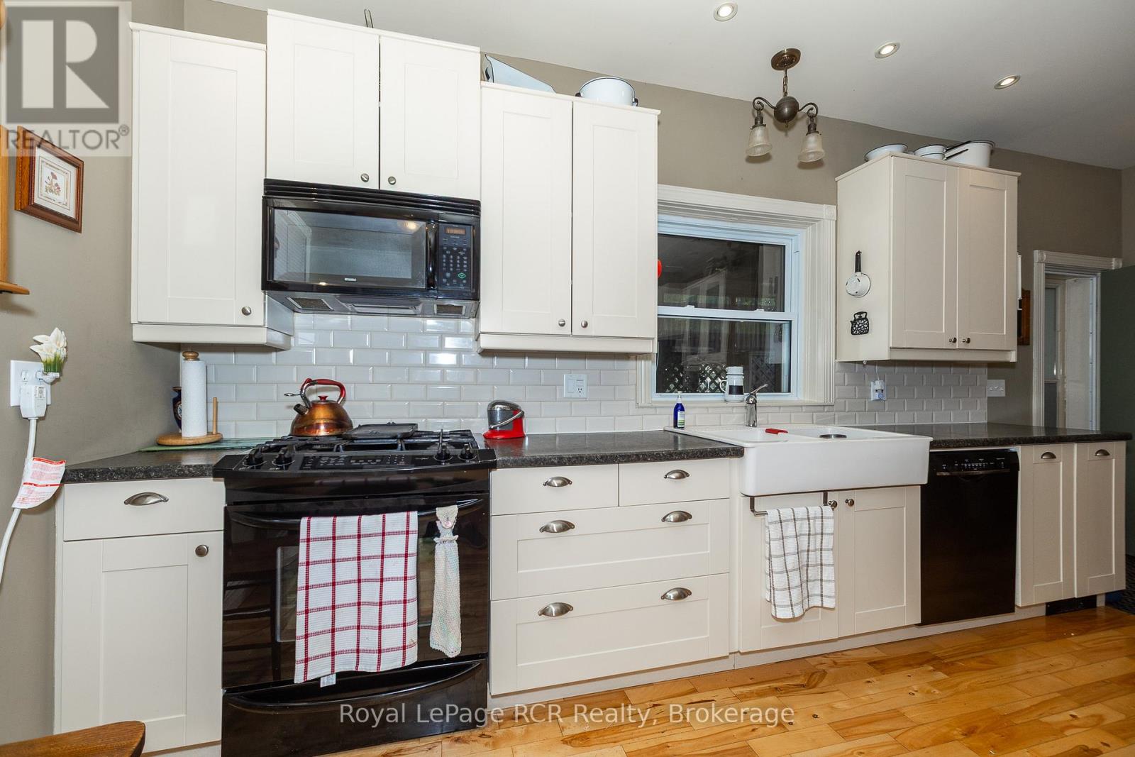 626 3rd Avenue E, Owen Sound, Ontario  N4K 2K1 - Photo 22 - X12340156