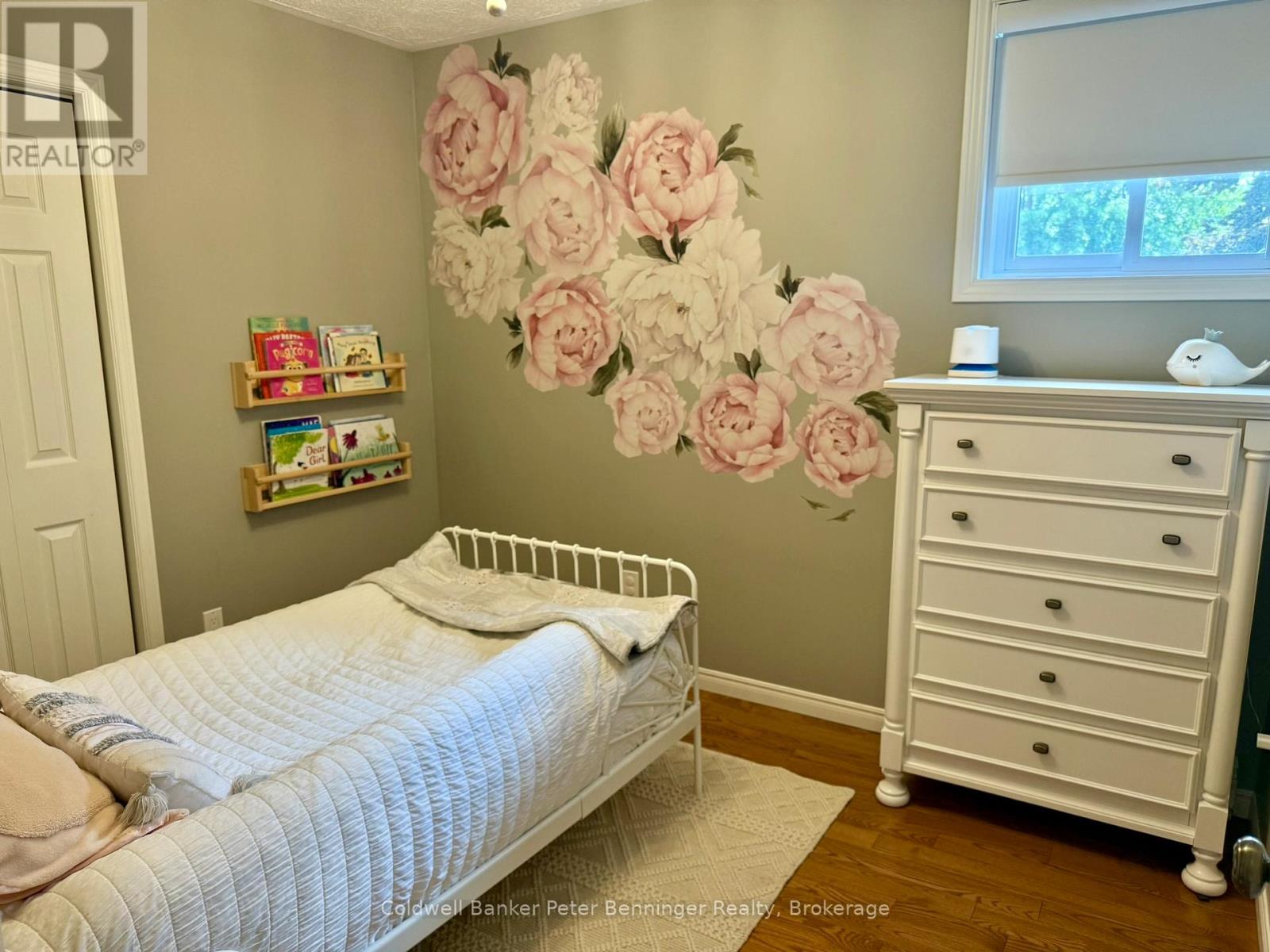 215 Thomas Street, Brockton, Ontario  N0G 2V0 - Photo 26 - X12340165
