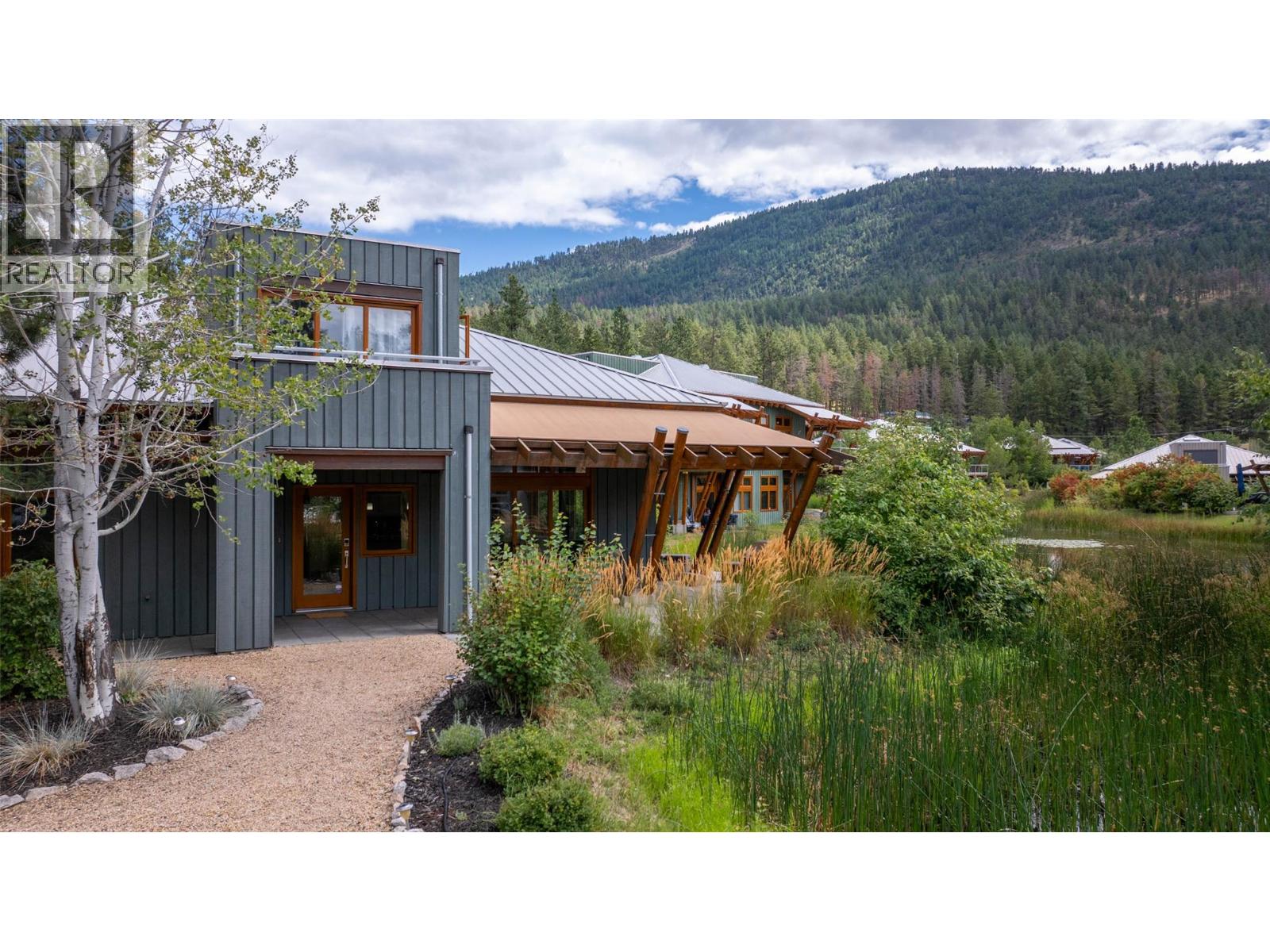 9845 Eastside Road Unit# 97, Vernon, British Columbia V1H 1Z2 - Photo 1 - 10358907